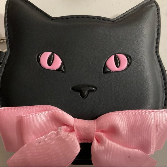 Bath & Body Works 2025 Halloween Black Cat Pink Bow Coin Purse Keychain New - Picture 2 of 4